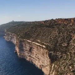 Malta na ile dni? Klify Dingli, majestatyczne wybrzeże i błękitne morze. Idealne miejsce na kilkudniowy wypad.