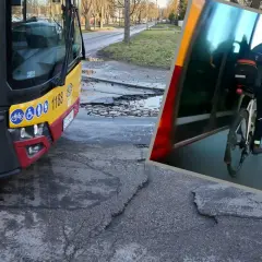 Łódź - Poddębice trasa: rowerzysta jedzie obok autobusu, a droga jest w fatalnym stanie.